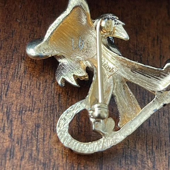 Vintage Jomaz Gold Tone Tiger Brooch Pin - Picture 6 of 16